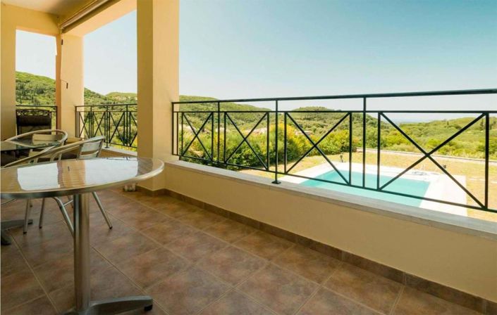 Image No.14-Maison de 4 chambres à vendre à Corfou