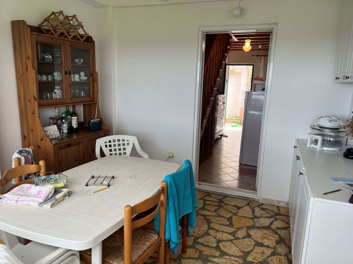 Image No.10-1 Bed House for sale