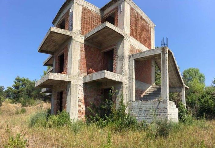 Image No.3-9 Bed House for sale