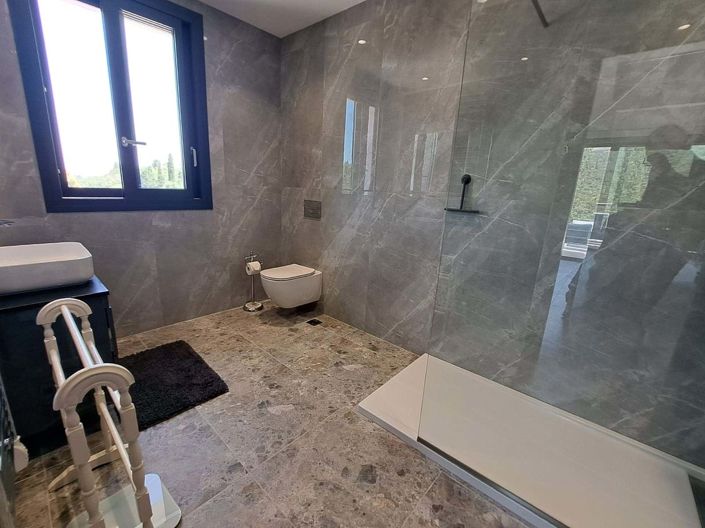 Image No.20-3 Bed House for sale