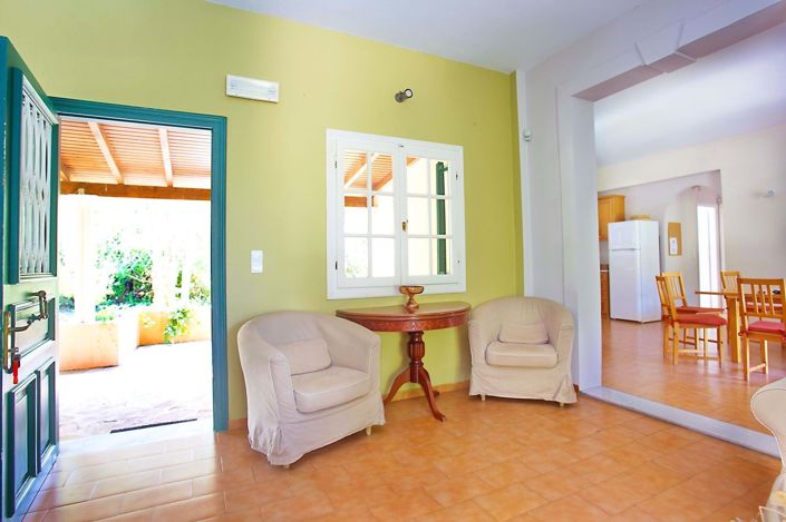 Image No.10-6 Bed House for sale