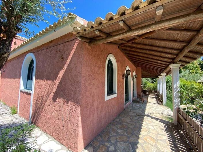 Image No.3-6 Bed House for sale