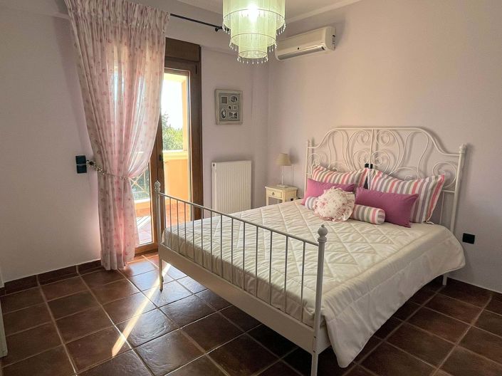 Image No.11-Maison de 5 chambres à vendre à Dassia