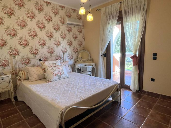 Image No.14-Maison de 5 chambres à vendre à Dassia