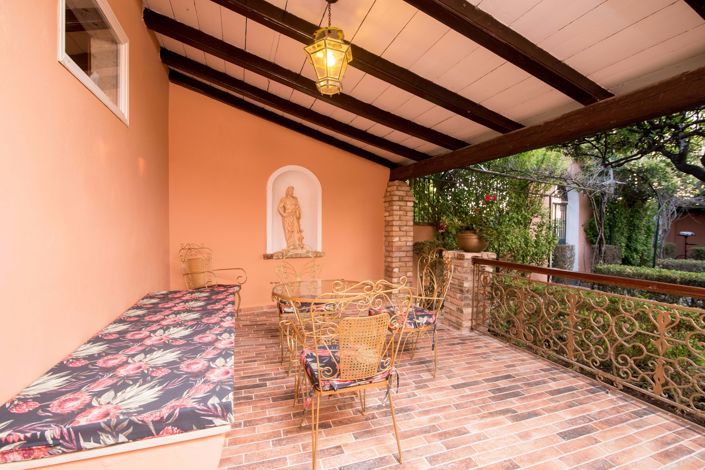 Image No.14-9 Bed House for sale