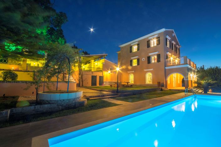 Image No.20-9 Bed House for sale