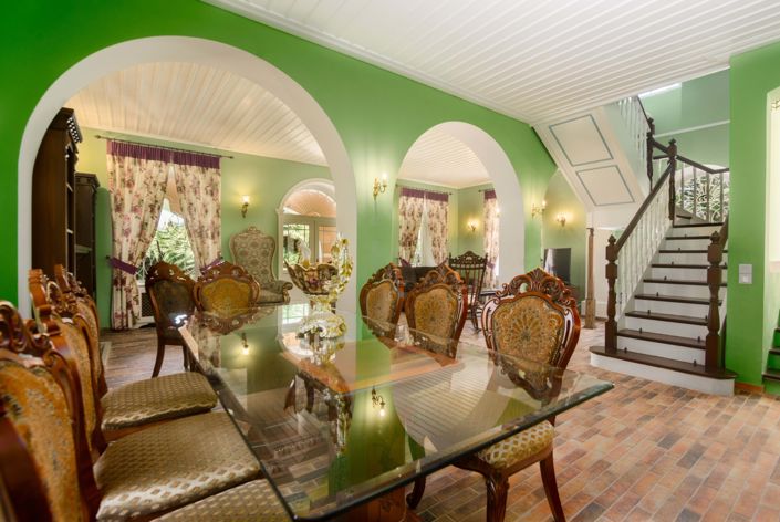 Image No.8-9 Bed House for sale