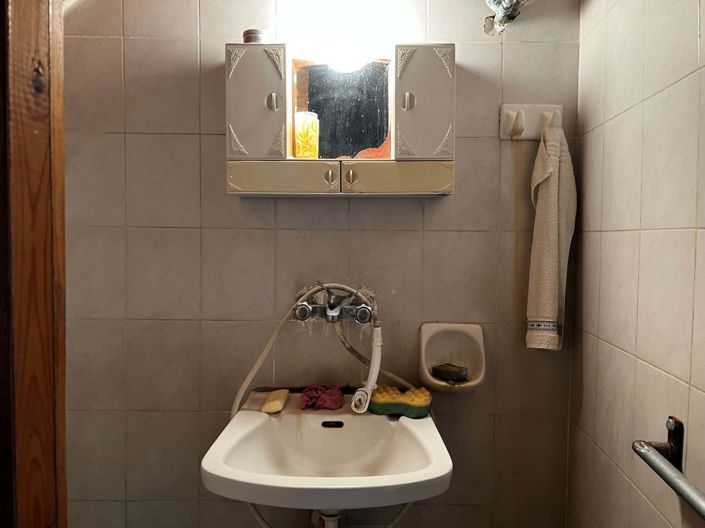 Image No.6-Propriété de 3 chambres à vendre à Karousades