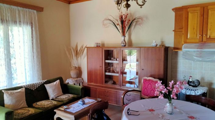 Image No.4-2 Bed House for sale