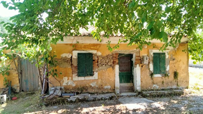 Image No.9-2 Bed House for sale