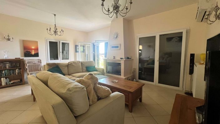 Image No.6-Maison de 3 chambres à vendre à Corfou