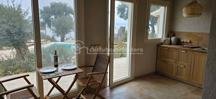 Image No.10-2 Bed House for sale