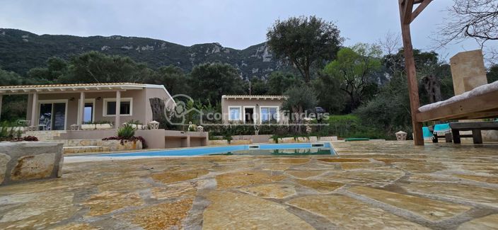 Image No.18-2 Bed House for sale
