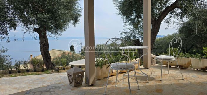 Image No.4-2 Bed House for sale