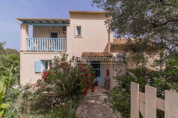 Image No.19-6 Bed House for sale