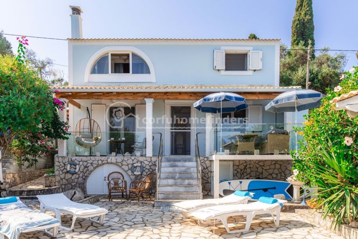 Image No.1-4 Bed House for sale
