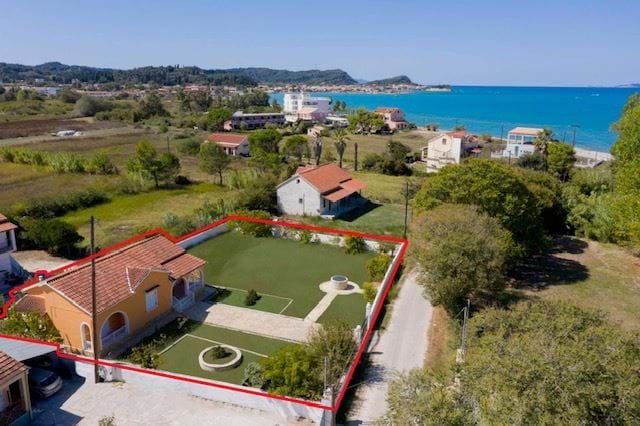 Image No.1-3 Bed House for sale