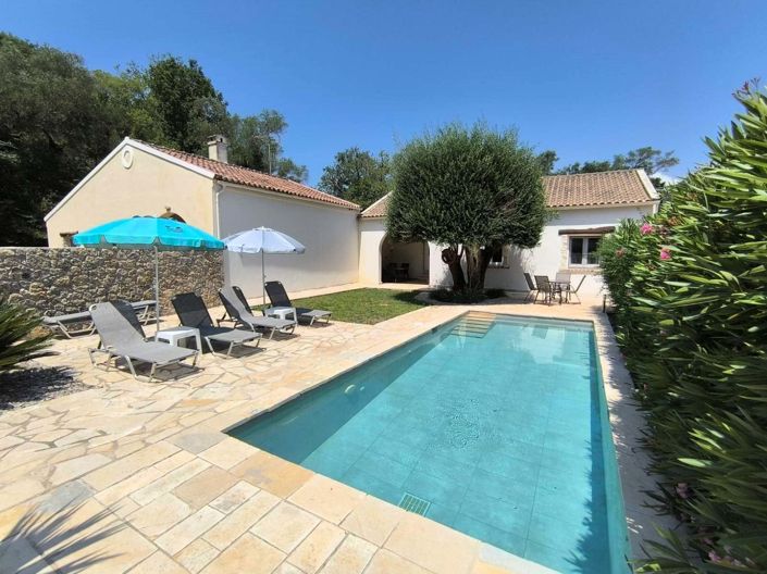 Image No.1-2 Bed House for sale