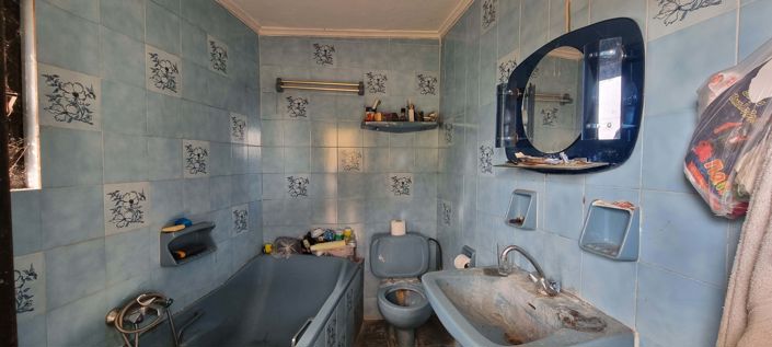 Image No.11-3 Bed House for sale