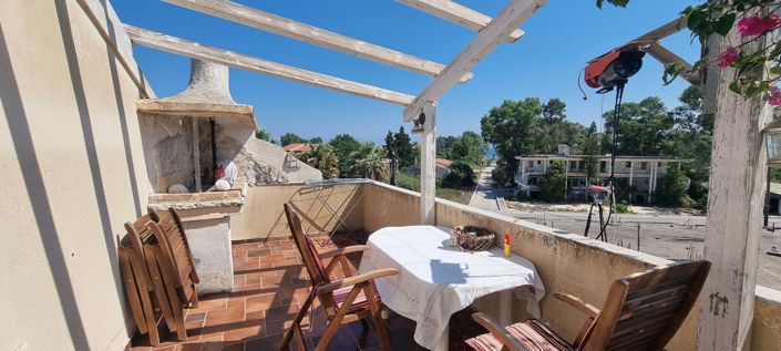 Image No.8-12 Bed Property for sale