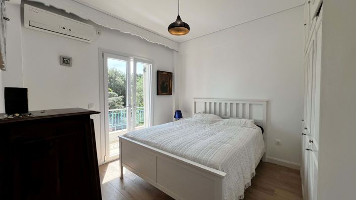 Image No.12-3 Bed House for sale