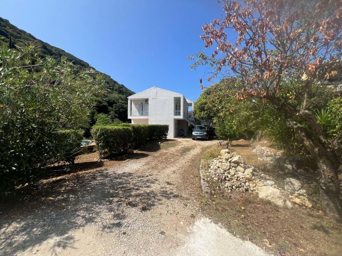 Image No.3-3 Bed House for sale