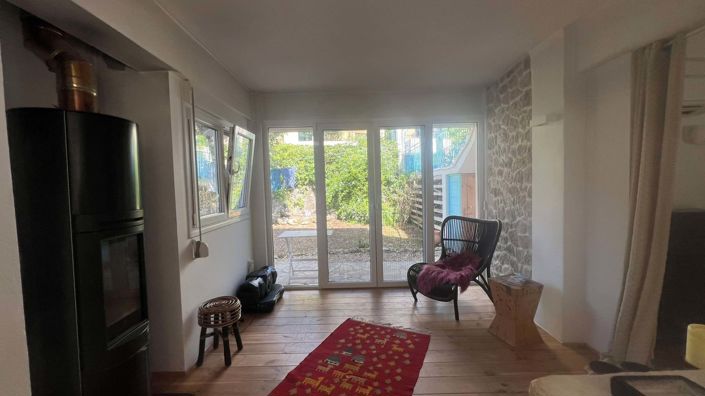 Image No.6-3 Bed House for sale