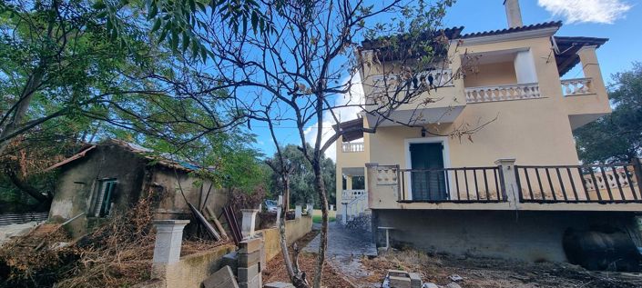 Image No.1-3 Bed House for sale