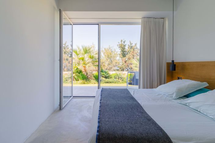 Image No.15-4 Bed House for sale