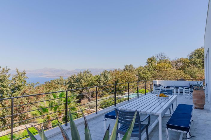 Image No.27-4 Bed House for sale