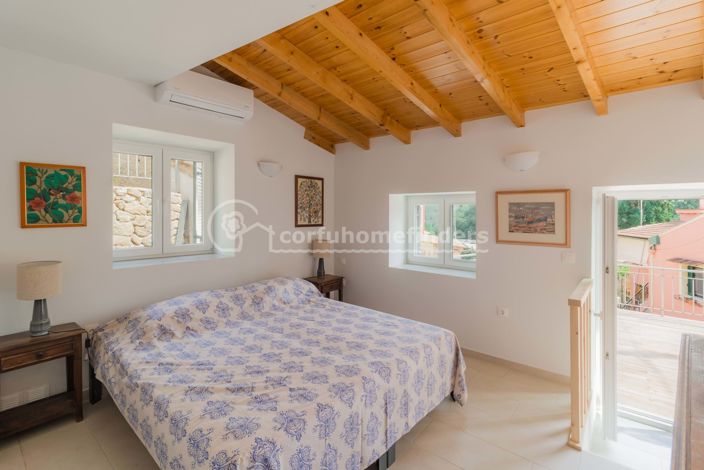 Image No.13-3 Bed House for sale