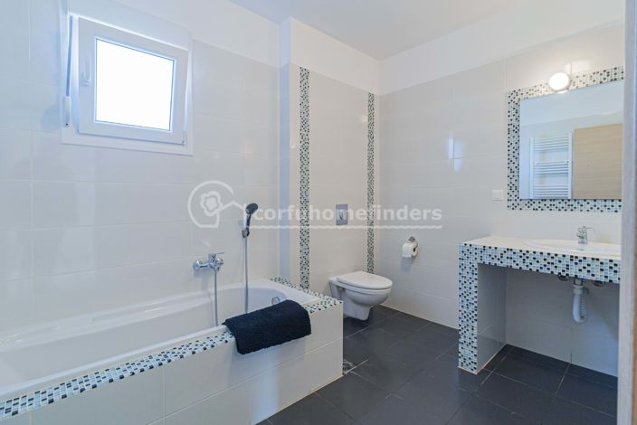 Image No.21-Maison de 4 chambres à vendre à Ano Korakiana