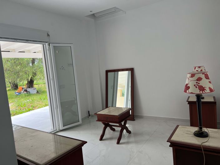 Image No.6-2 Bed House for sale