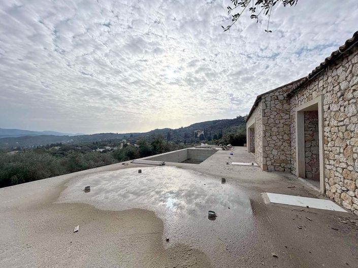 Image No.9-4 Bed House for sale