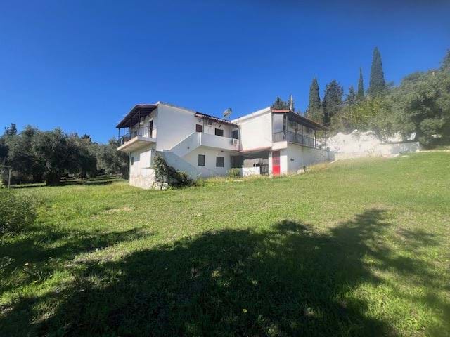 Image No.10-6 Bed Apartment for sale