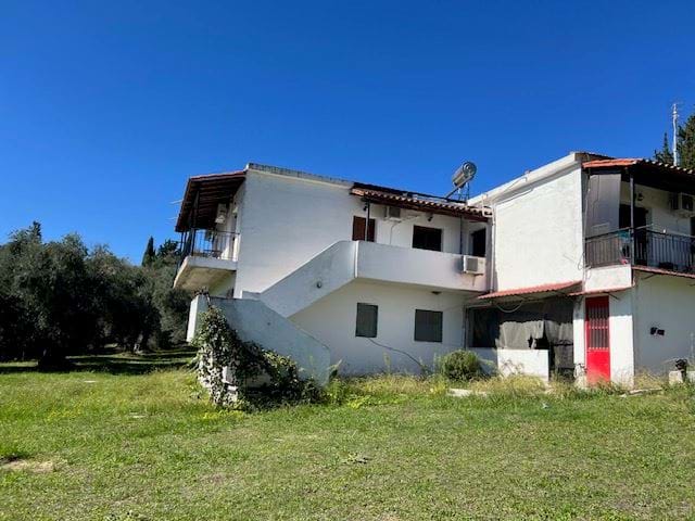 Image No.3-6 Bed Apartment for sale