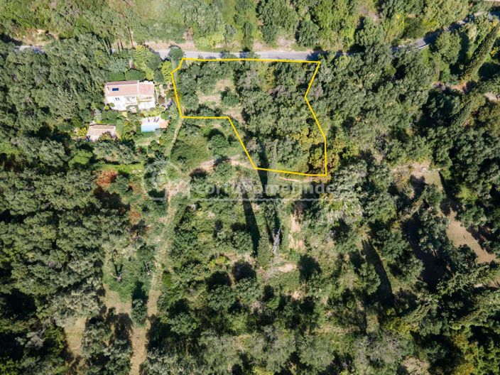 Image No.4-4 Bed Property for sale