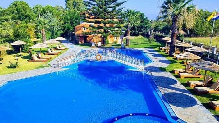 Image No.1-19 Bed Hotel for sale