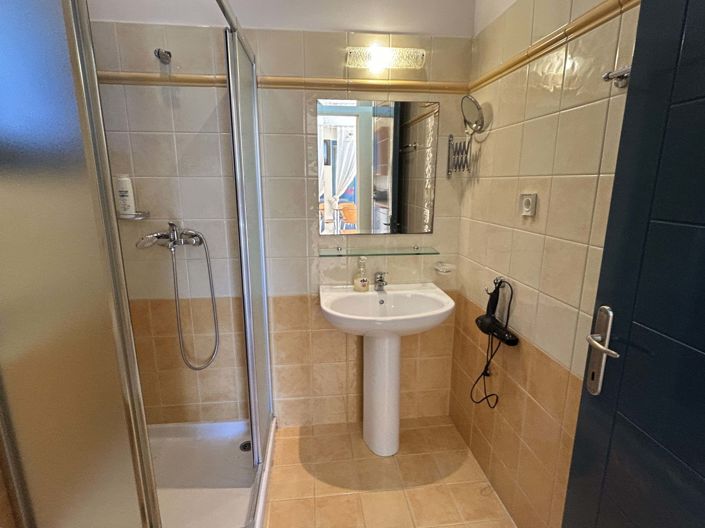 Image No.18-Appartement de 2 chambres à vendre à Barbati