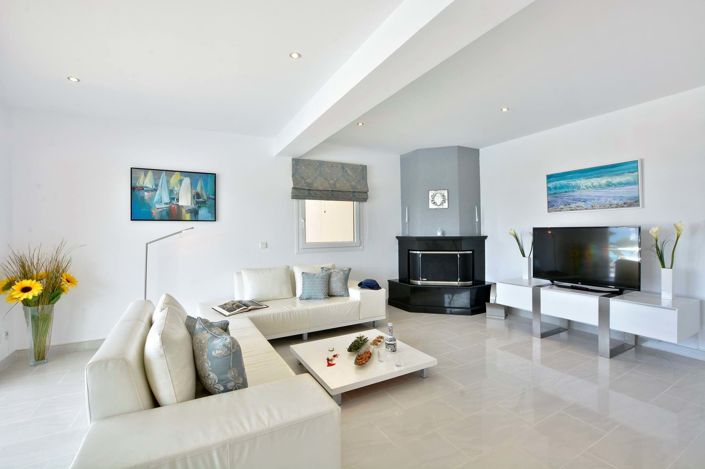 Image No.4-Maison de 10 chambres à vendre à Gouvia