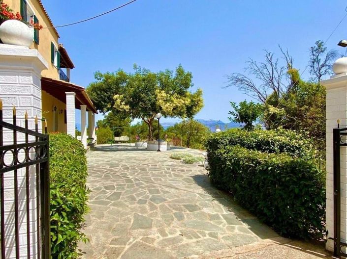 Image No.3-Maison de 4 chambres à vendre à Corfou