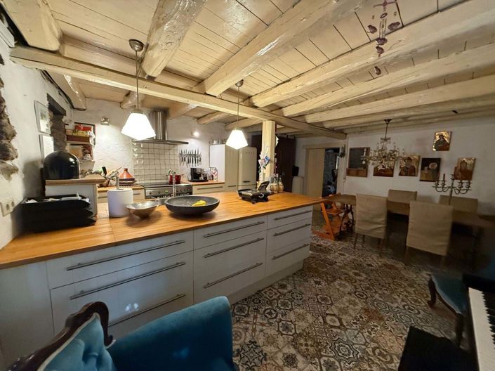 Image No.6-3 Bed House for sale