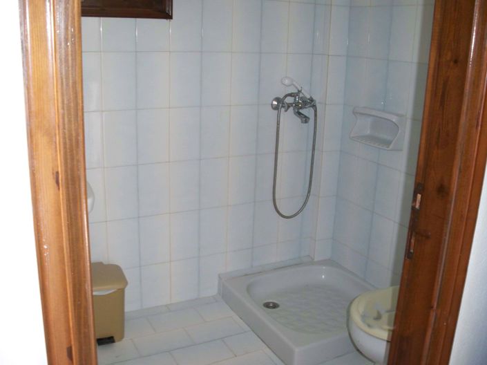 Image No.7-14 Bed Property for sale