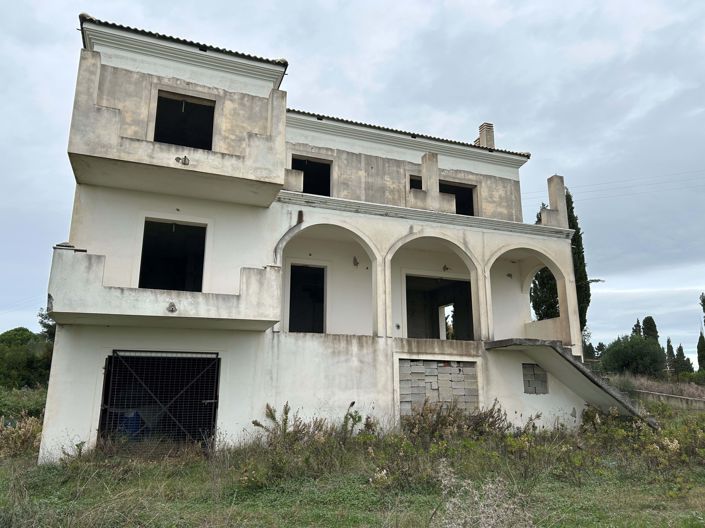 Image No.4-4 Bed House for sale