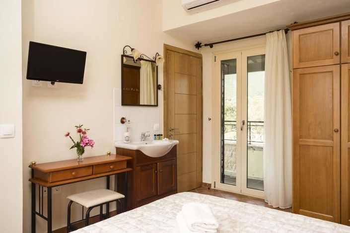 Image No.7-Maison de 5 chambres à vendre à Corfou