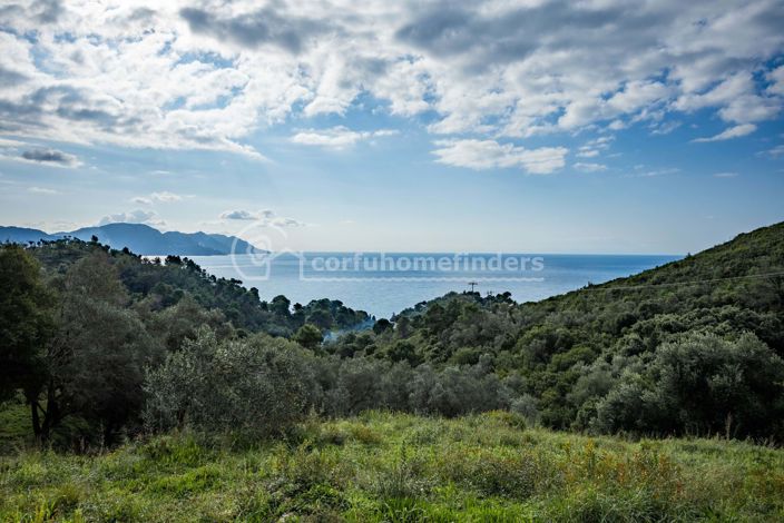 Image No.1-3 Bed Land for sale