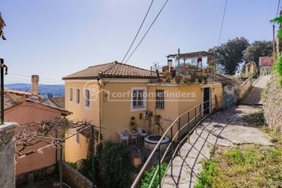 e6a32e94-8e63-4ecf-ad66-3a4918a94a7d