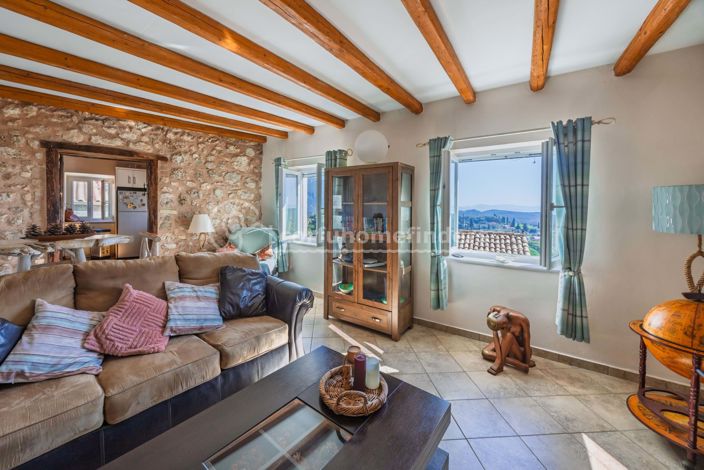 Image No.2-1 Bed House for sale