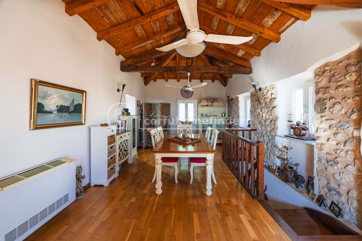 Image No.8-1 Bed House for sale