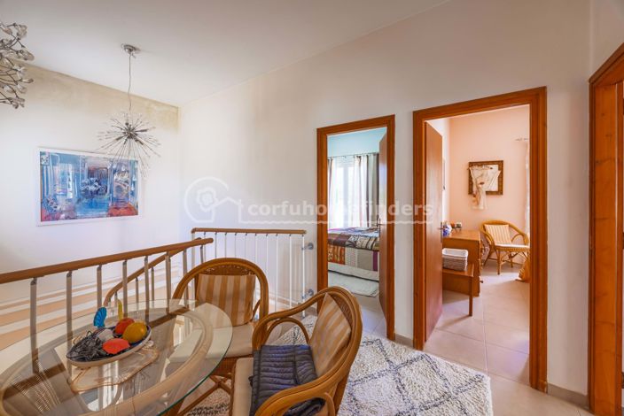 Image No.20-3 Bed House for sale